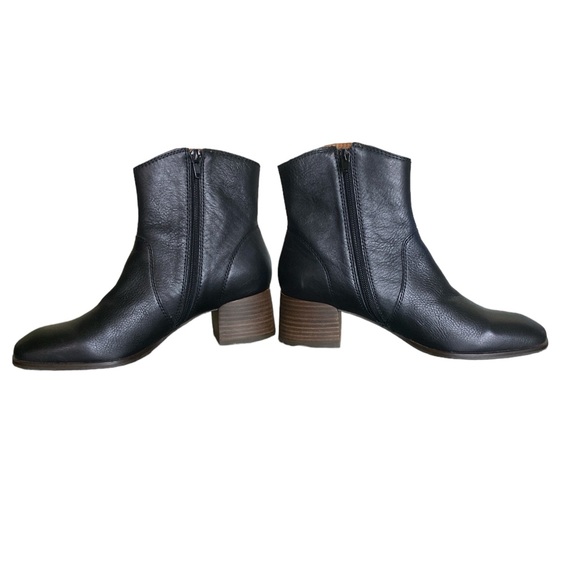 Lucky brand genuine leather ankle boot size 8 - Picture 2 of 6